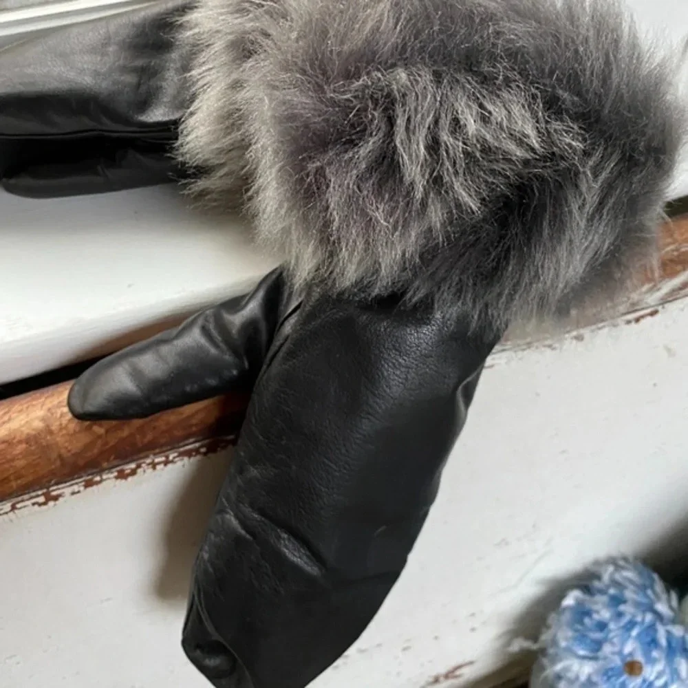 UGG Black Leather Faux Fur Gloves Large